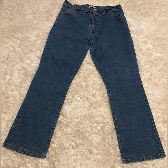 Levi Strauss 550’s Women’s Size 16 M Relaxed Boot Cut Denim Blue Jeans EUC - Picture 1 of 8